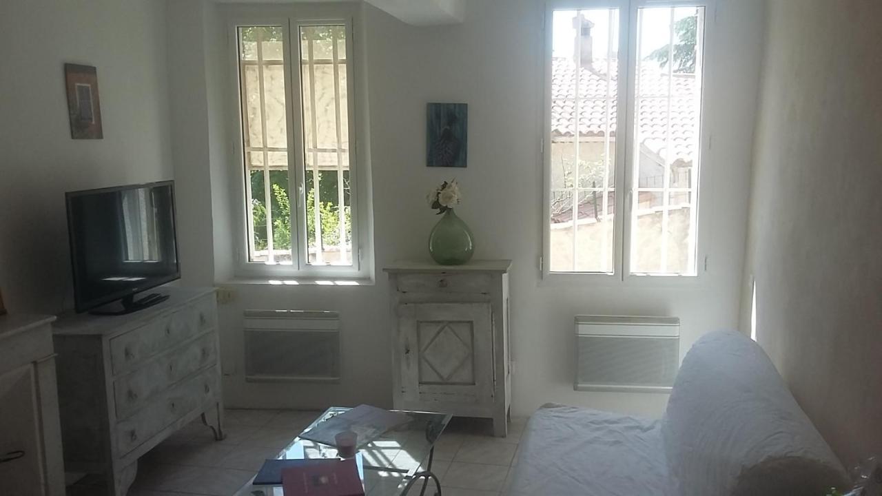 Appartement Dans Hameau Provencal Allauch Exterior photo